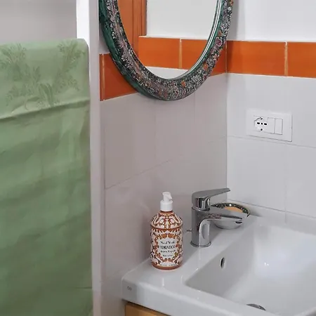Apartman Cozy In With Wifi